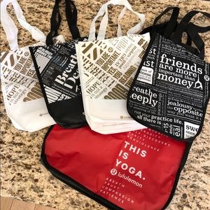 🌸 Set of 5 Lululemon Bags